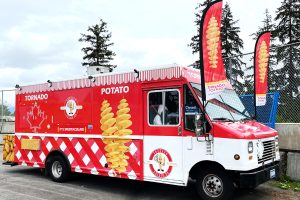 tornado-potato-spiral-food-truck