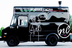 nonnas-cucina-pizza-and panini food-truck-vancouver